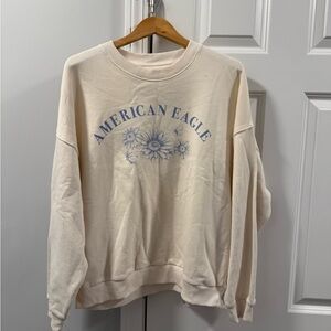 American Eagle Cream Sweatshirt